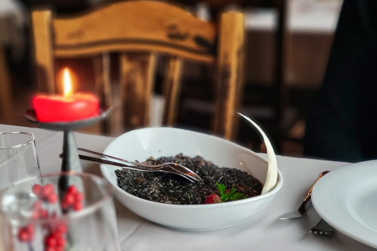 Warm and inviting Trattoria dining room