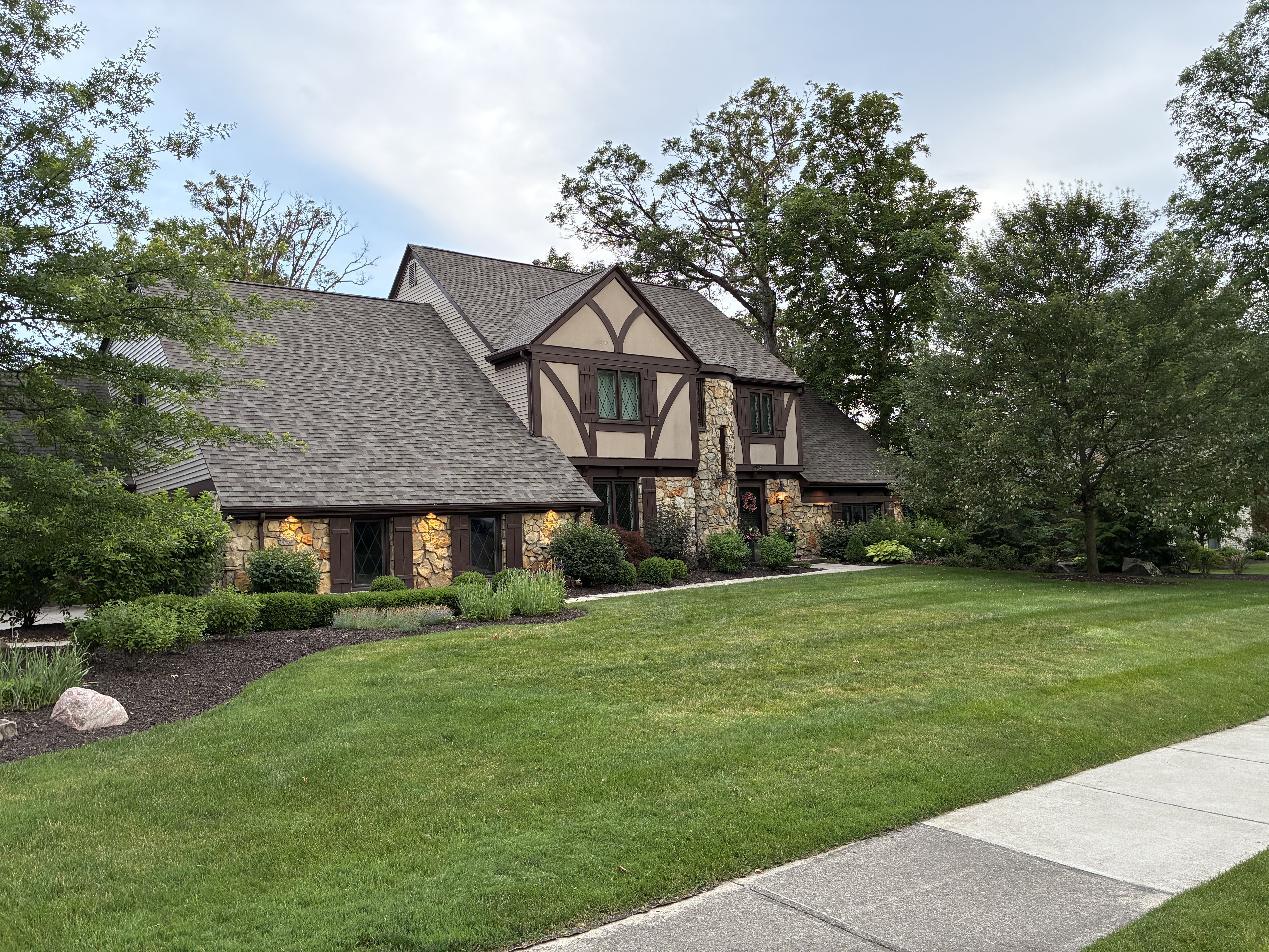 Professional powerwashing service on residential property