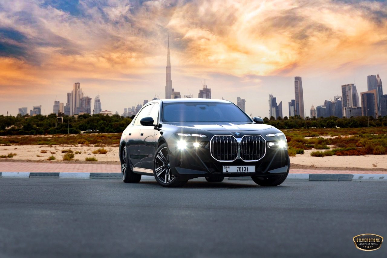 Black BMW 5 Series